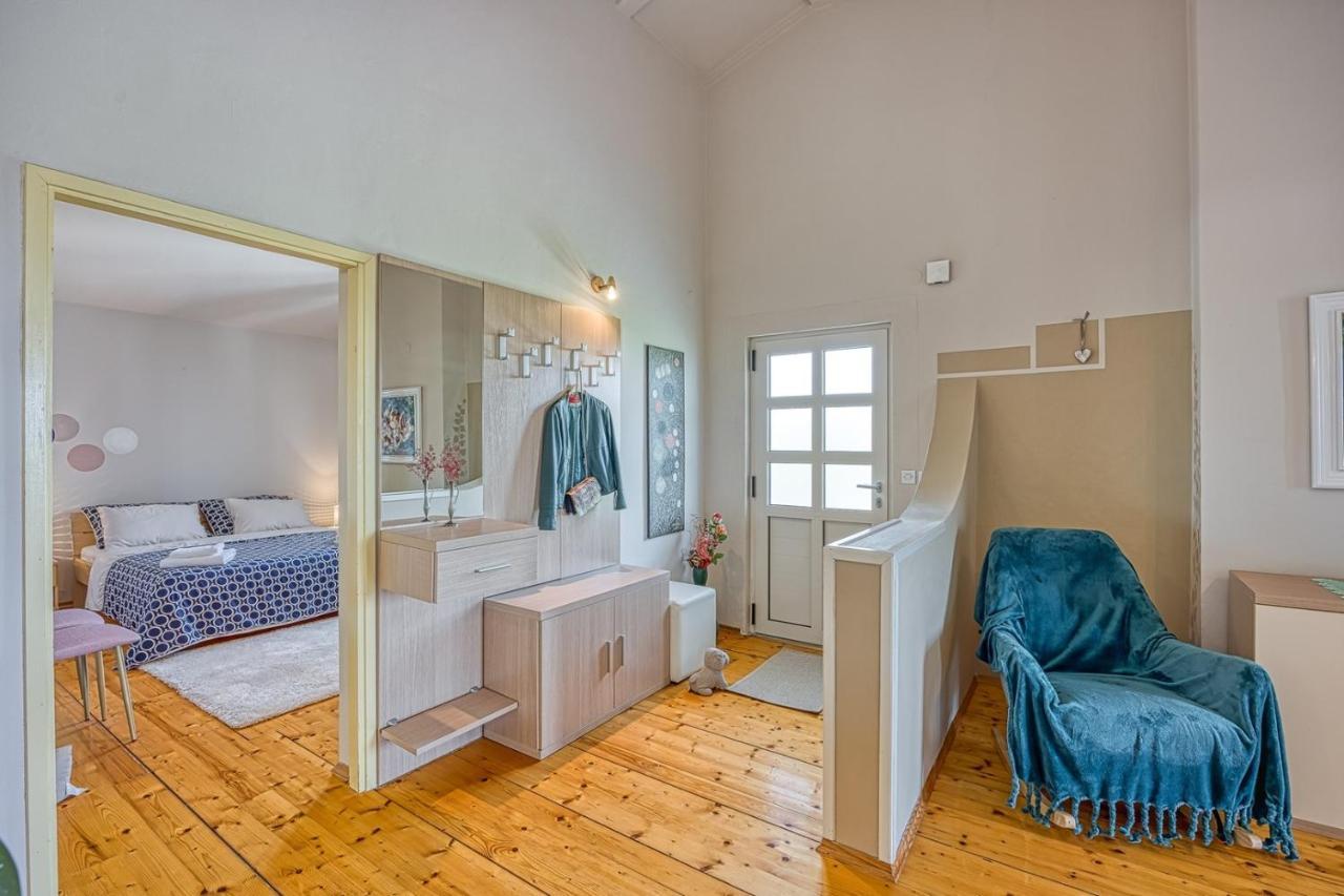 Apartment Ana With Balcony